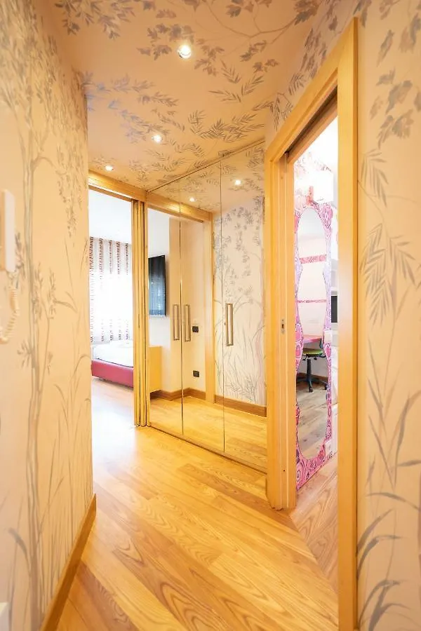 The Only One In Naples By Dimorra Apartment 0*,