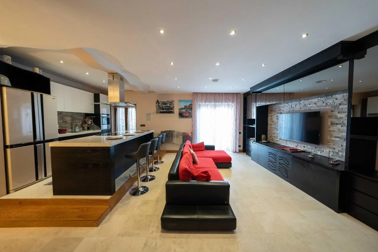 The Only One In Naples By Dimorra Apartment Italy