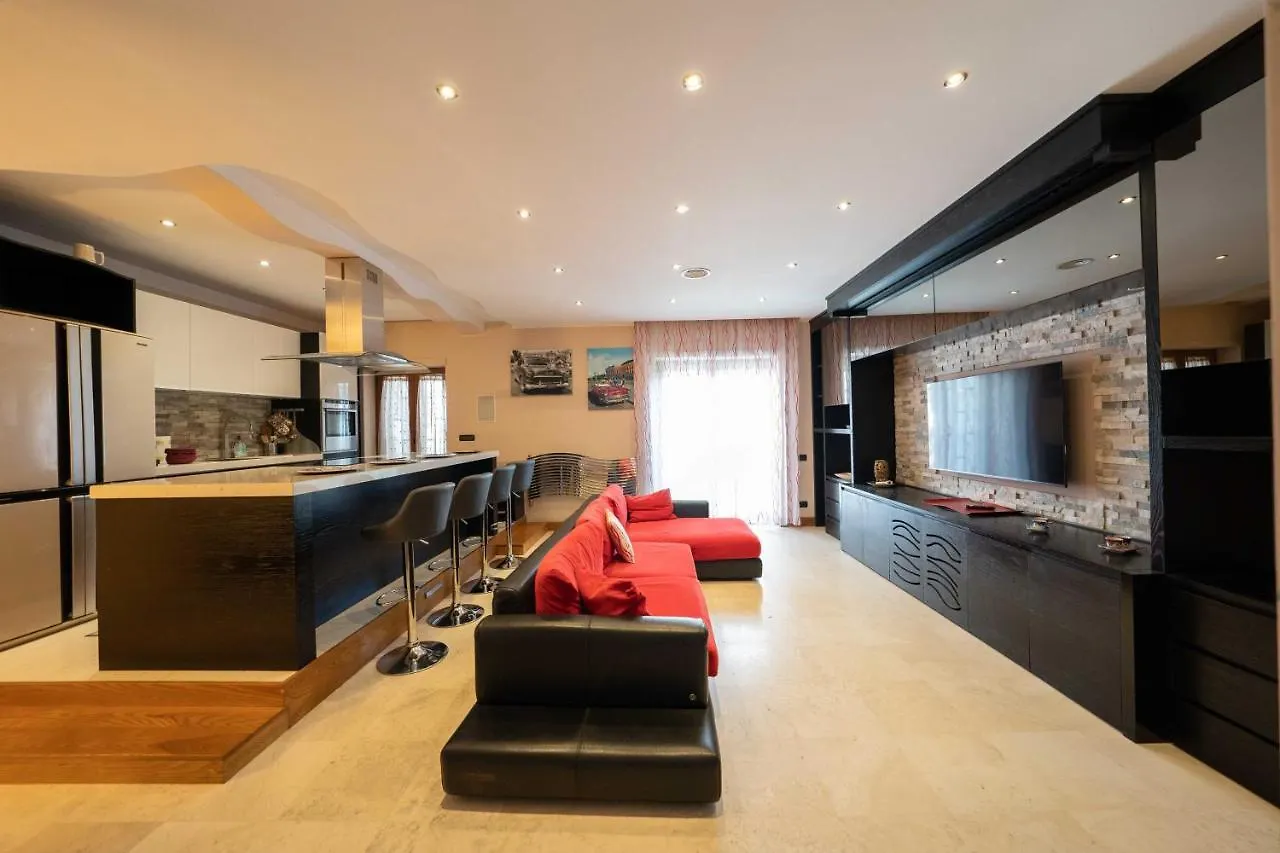 The Only One In Naples By Dimorra Apartment Italy