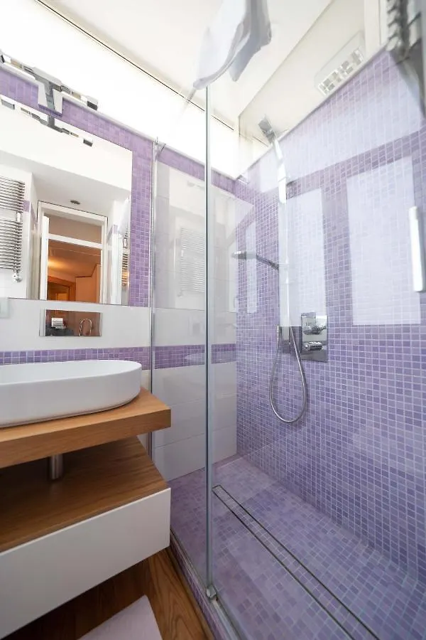 The Only One In Naples By Dimorra Apartamento