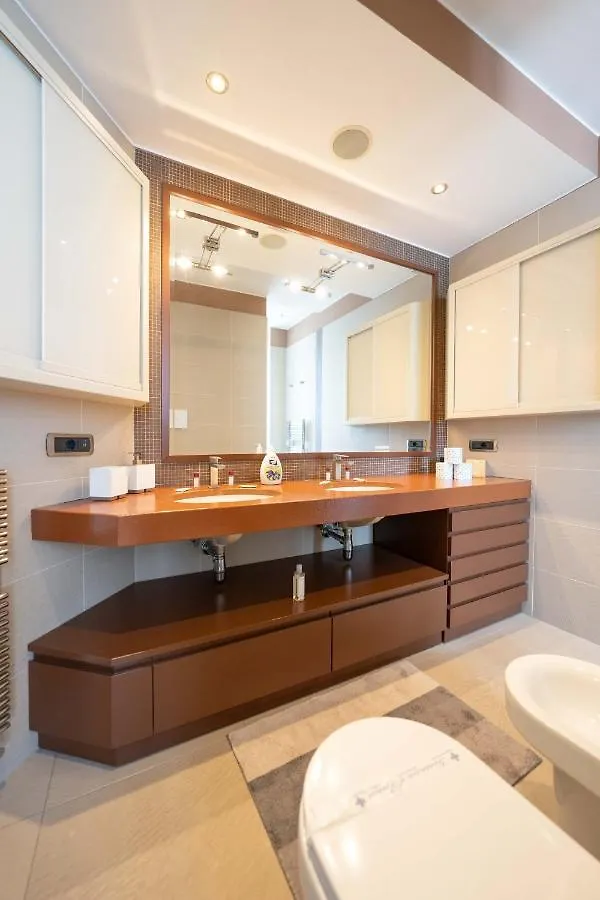 The Only One In Naples By Dimorra Apartment